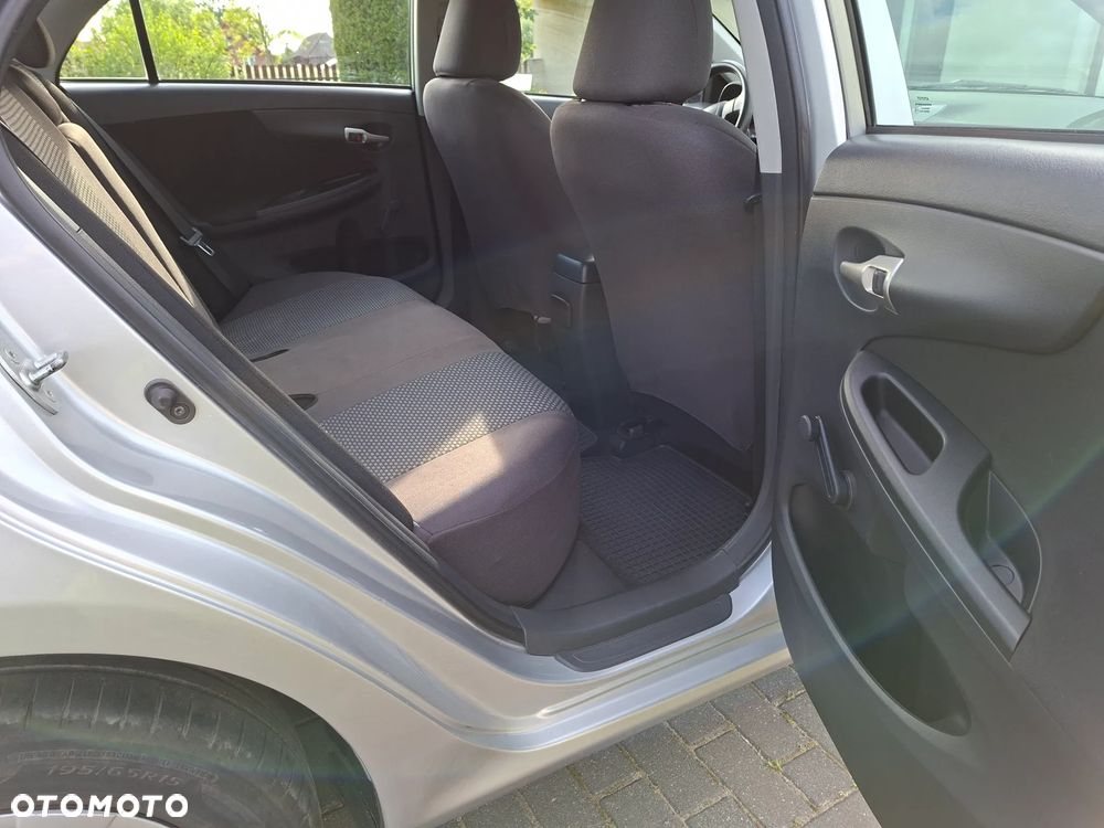 Toyota Corolla 1.4 VVT-i Terra - 12