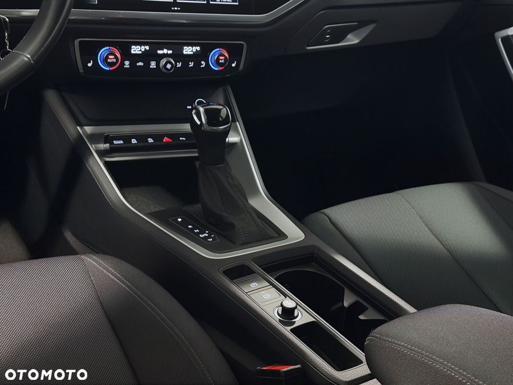 Audi Q3 - 25