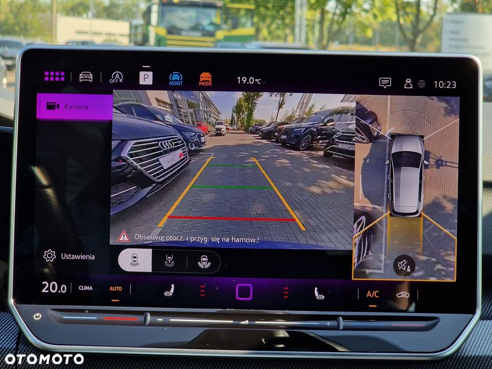 Volkswagen Golf - 34