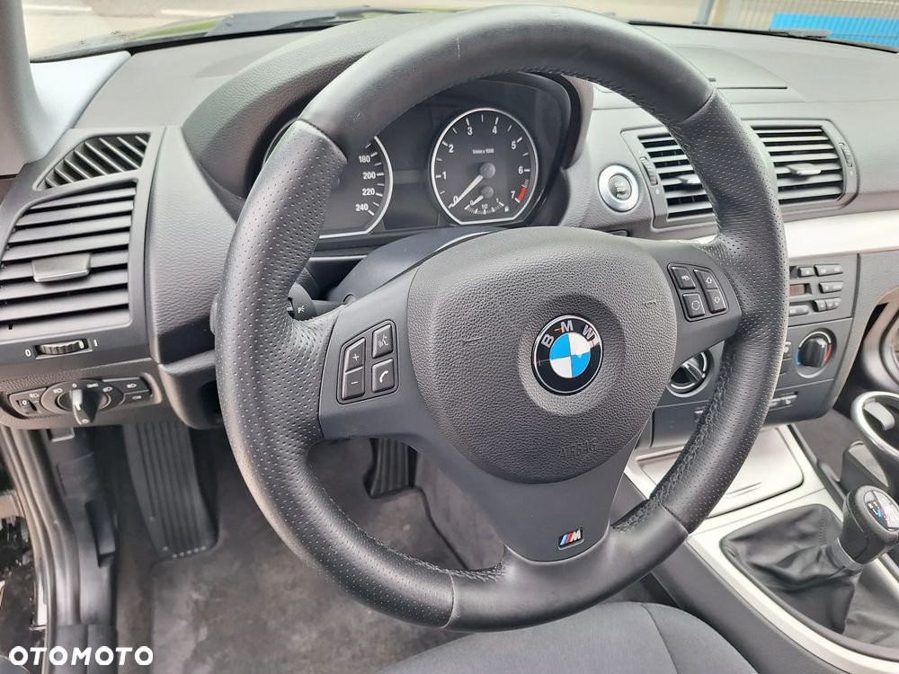 BMW Seria 1 - 24