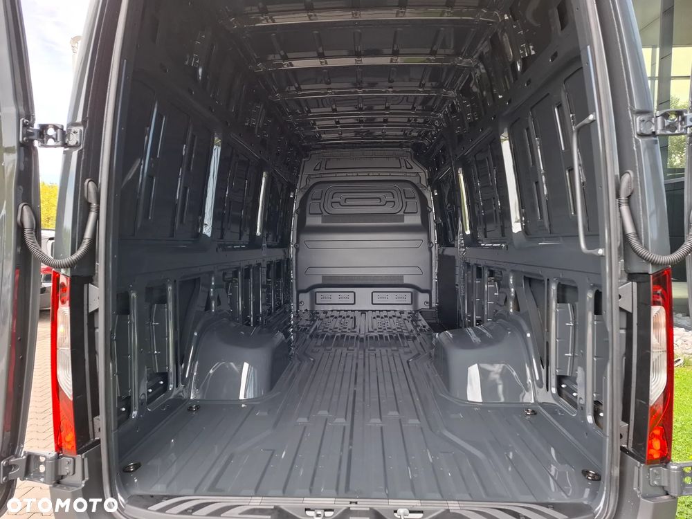 Mercedes-Benz Sprinter 519 CDI Furgon PRO długi 4325 mm L3H2 - DMC 3500 kg - 17