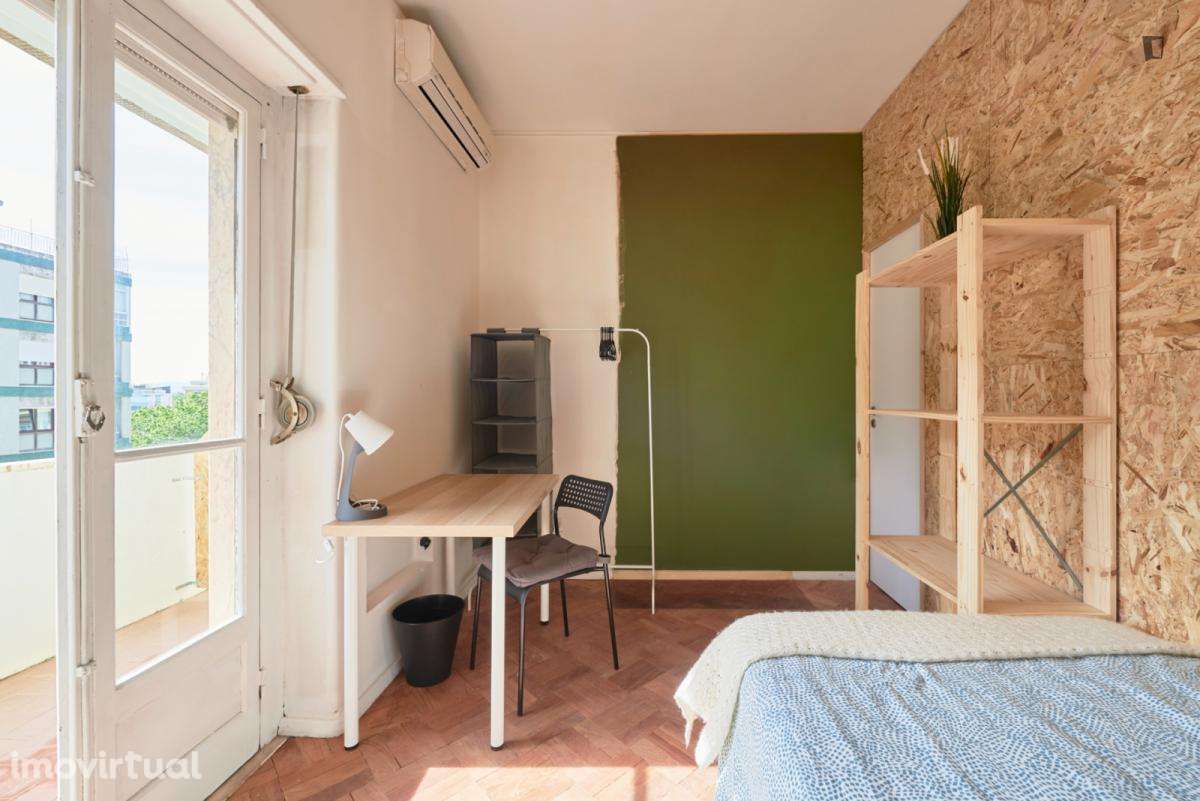Quarto - localizado em Restelo Lisbon - Grande imagem: 3/29