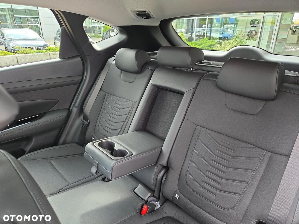 Hyundai Tucson 1.6 T-GDi HEV Executive 2WD - 16