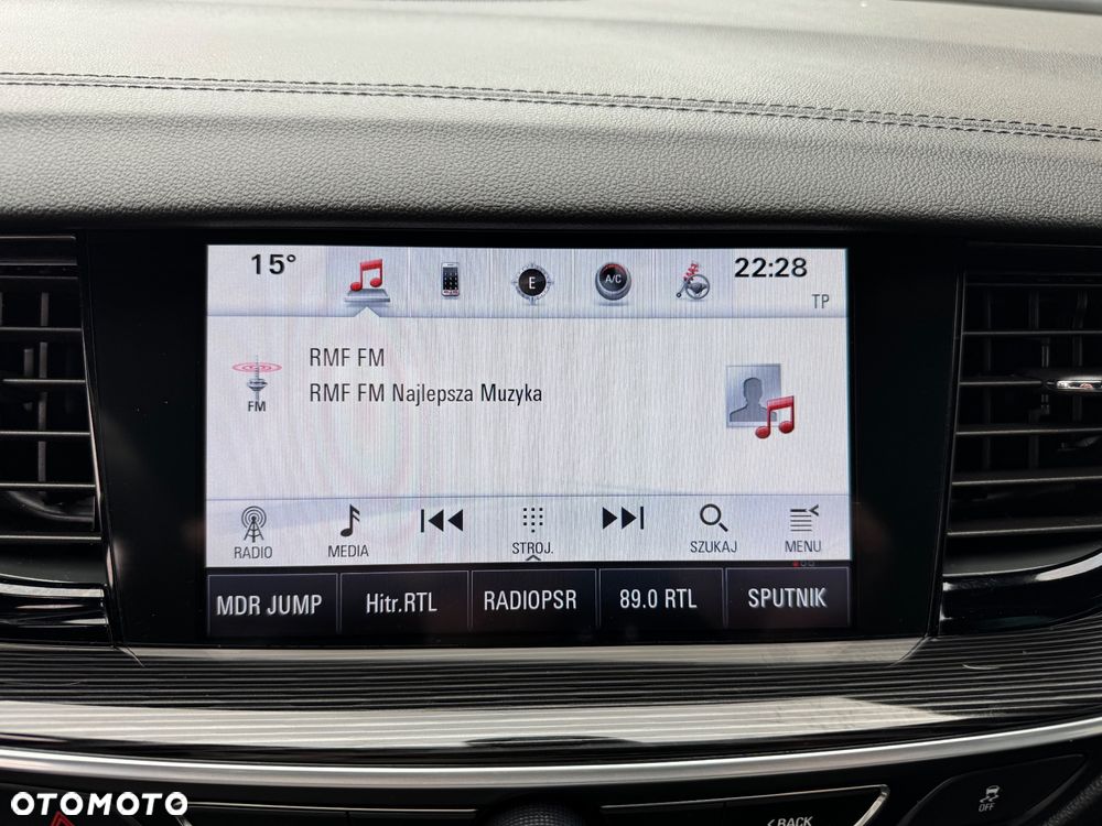 Opel Insignia 2.0 BiTurbo 4x4 Exclusive - 35