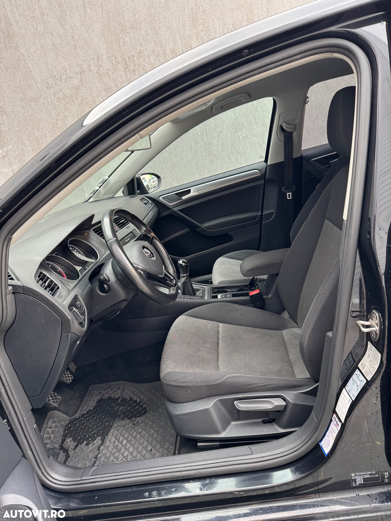 Volkswagen Golf 1.6 TDI (BlueMotion Technology) Comfortline - 11