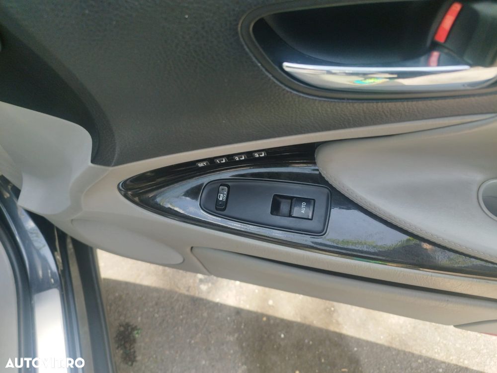 Lexus Seria GS 450h - 9