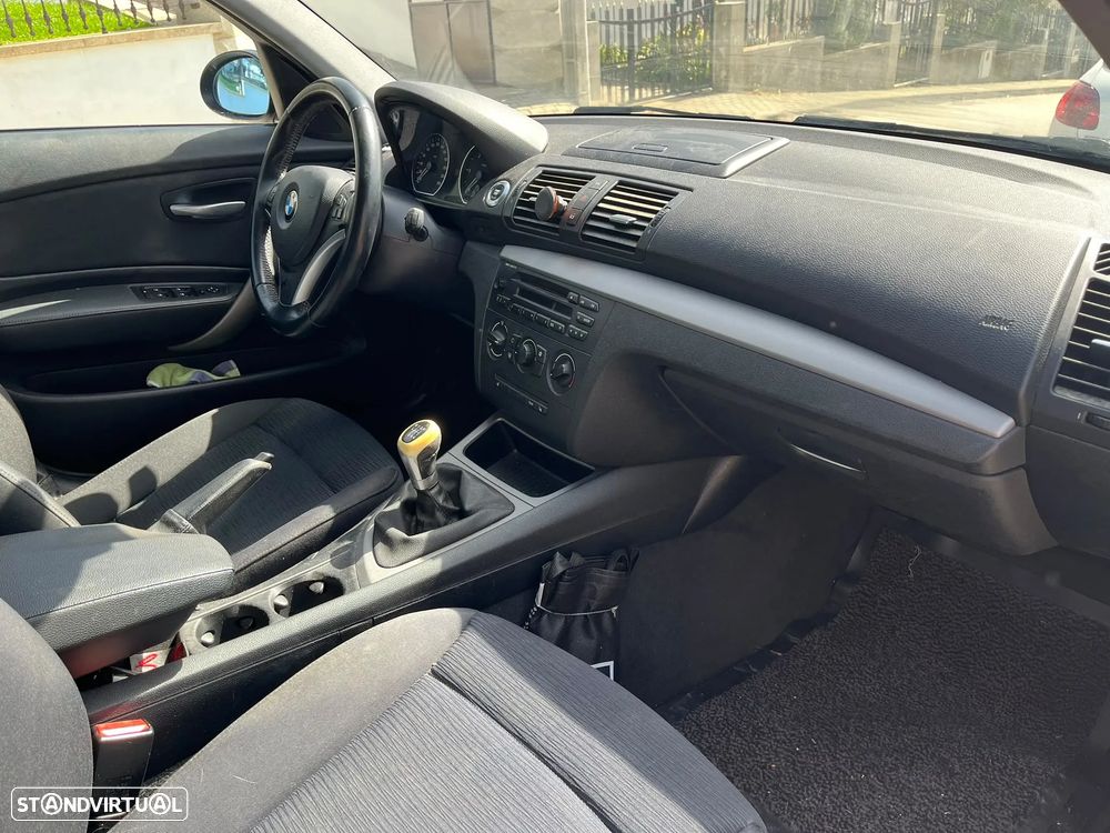 BMW 118 d — fotografia 7