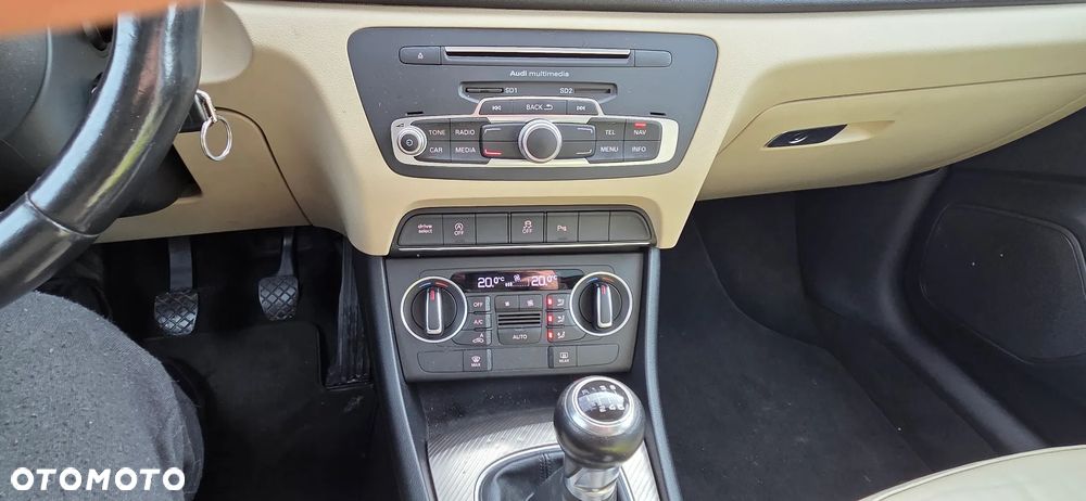 Audi Q3 2.0 TDI Design - 16