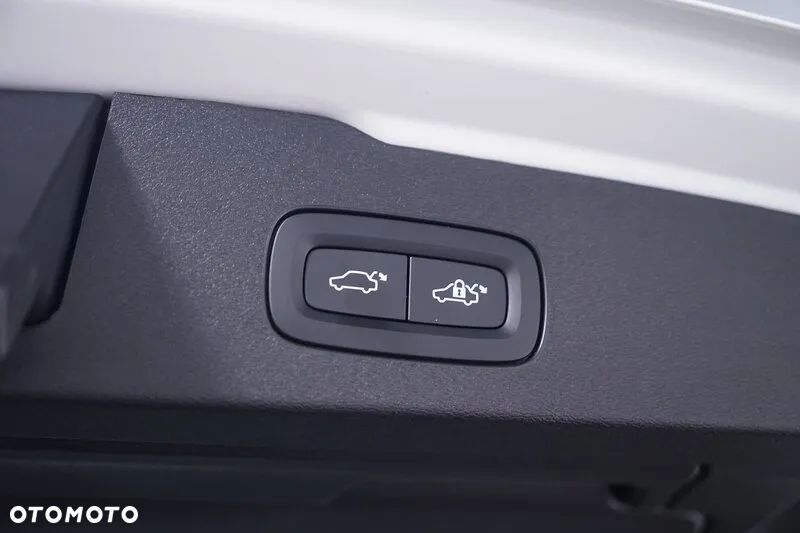 Volvo V60 T6 AWD Recharge Geartronic RDesign - 9