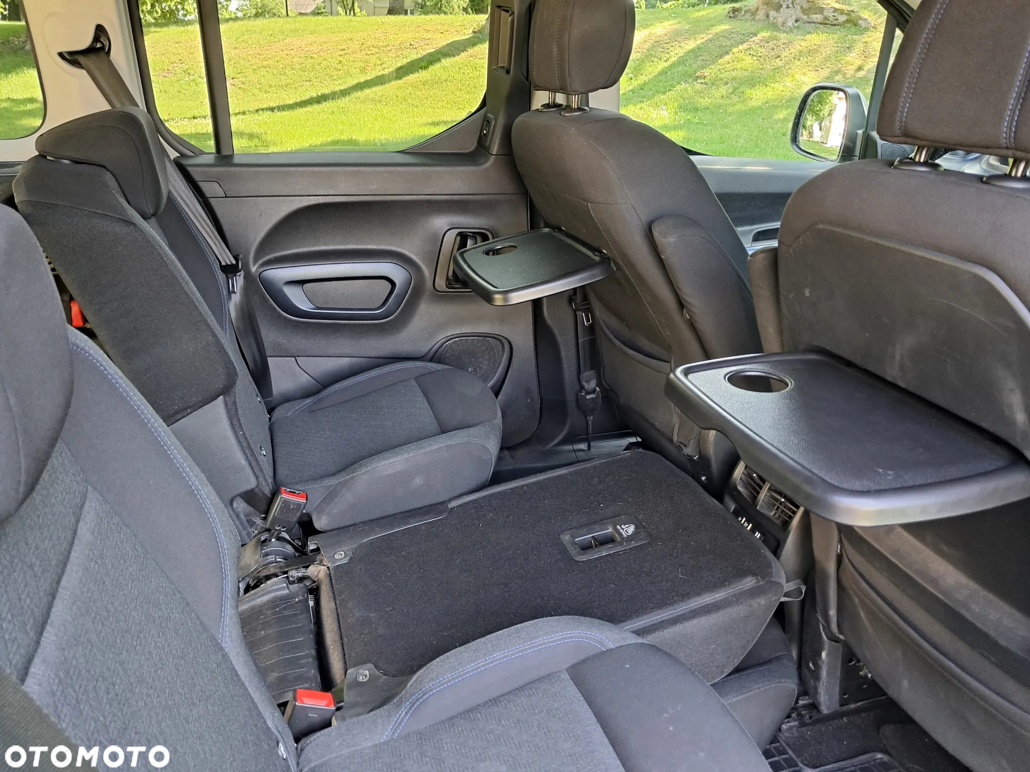Peugeot Rifter 1.5 BlueHDI Allure Pack S&S - 14
