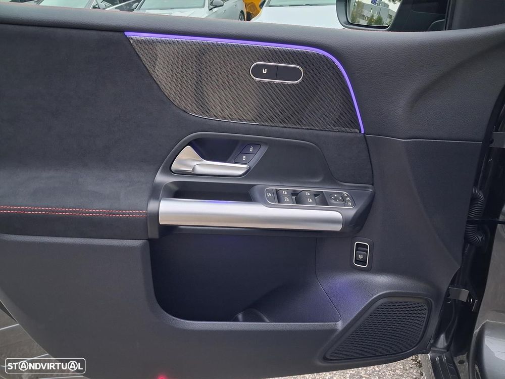 Mercedes-Benz B 180 - 10