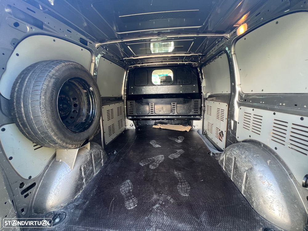Mercedes-Benz Vito - 16