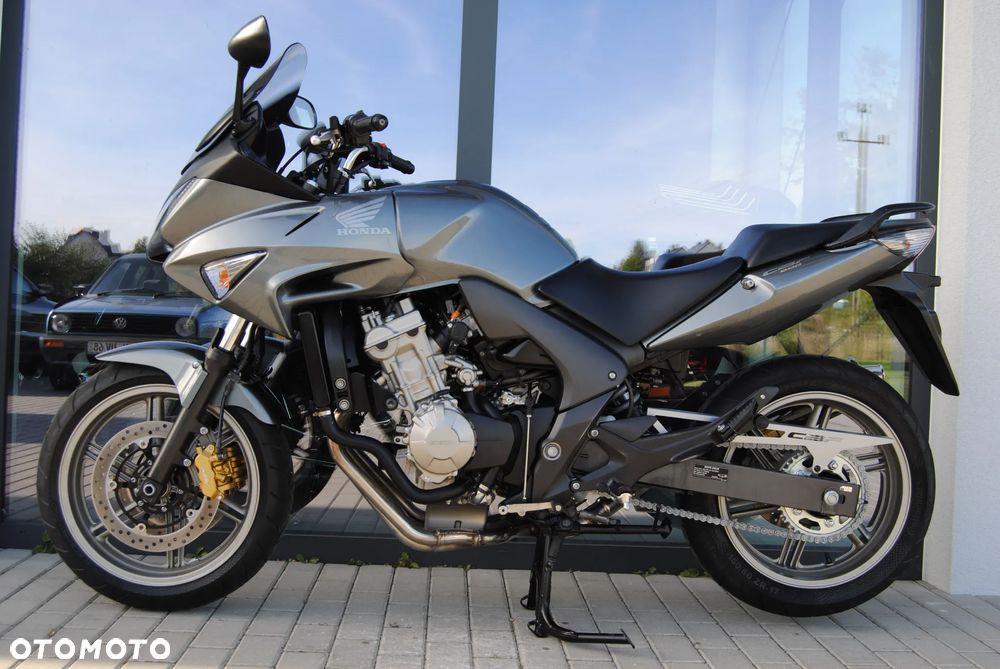 Honda CBF - 3