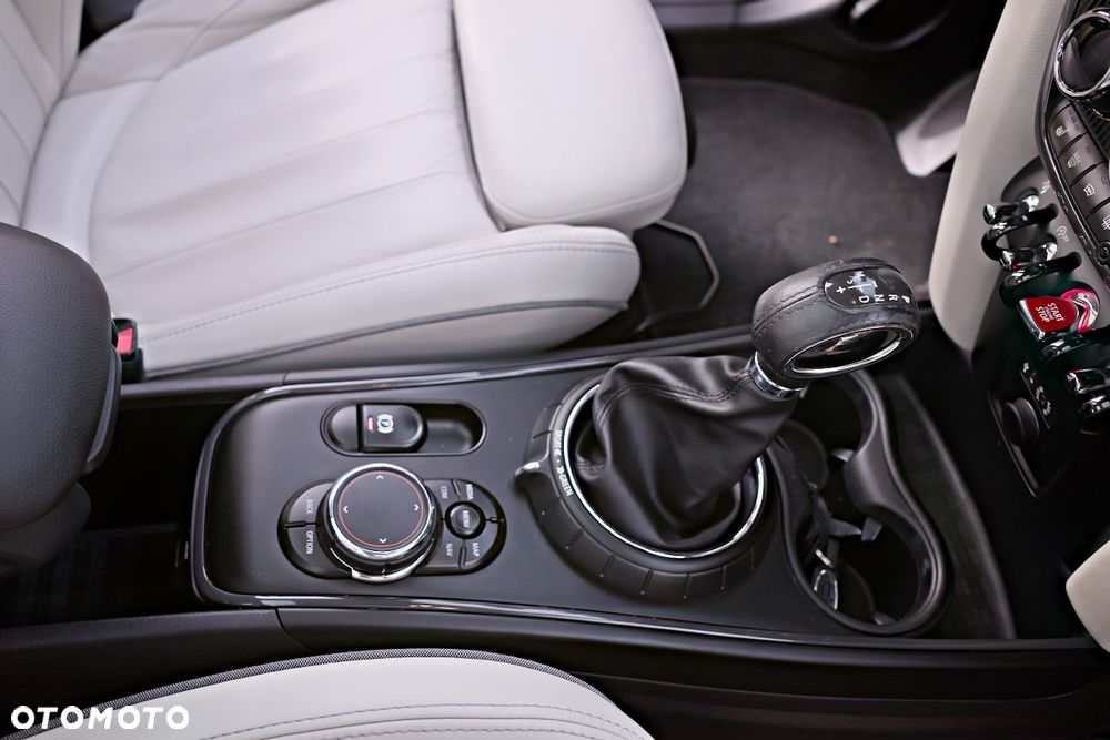 MINI Countryman Cooper SD ALL4 - 25