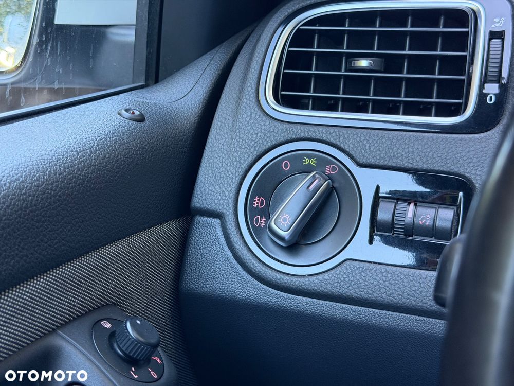 Volkswagen Polo - 24