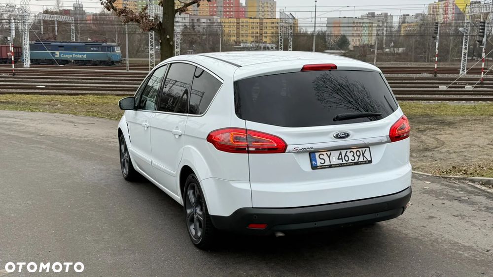 Ford S-Max 2.0 TDCi DPF Titanium - 10