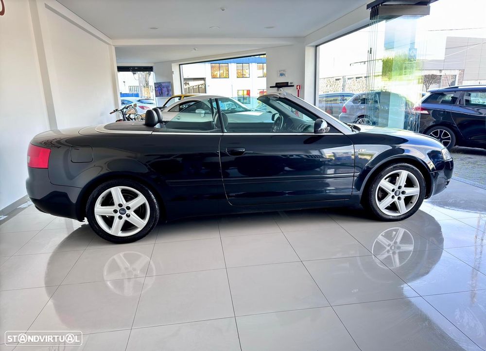 Audi A4 Cabrio 2.5 TDi Multit. Exc. - 6