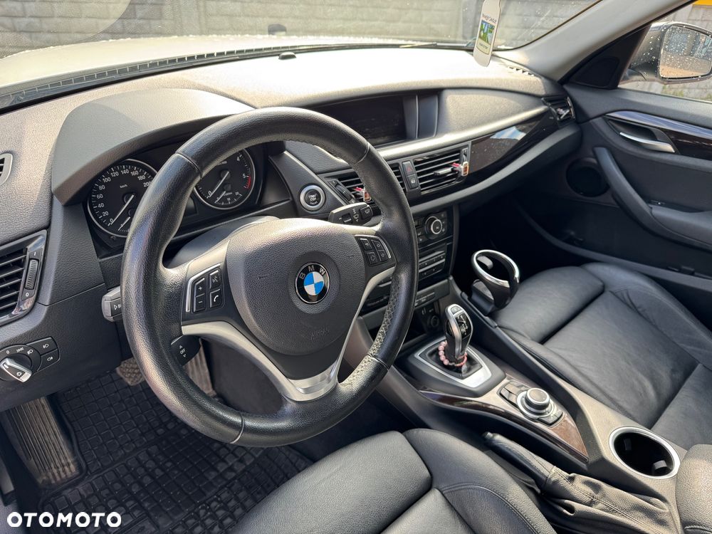 BMW X1 xDrive20d xLine - 15