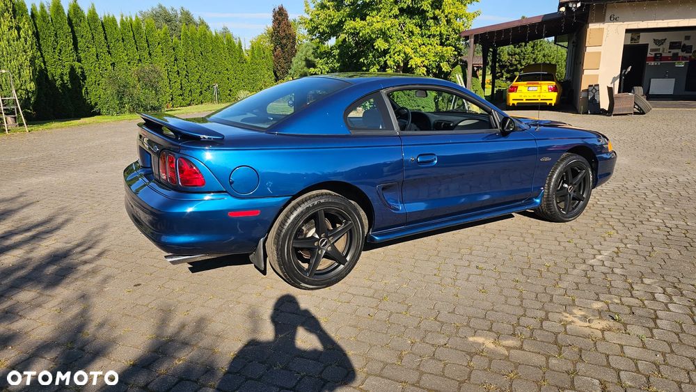 Ford Mustang - 14