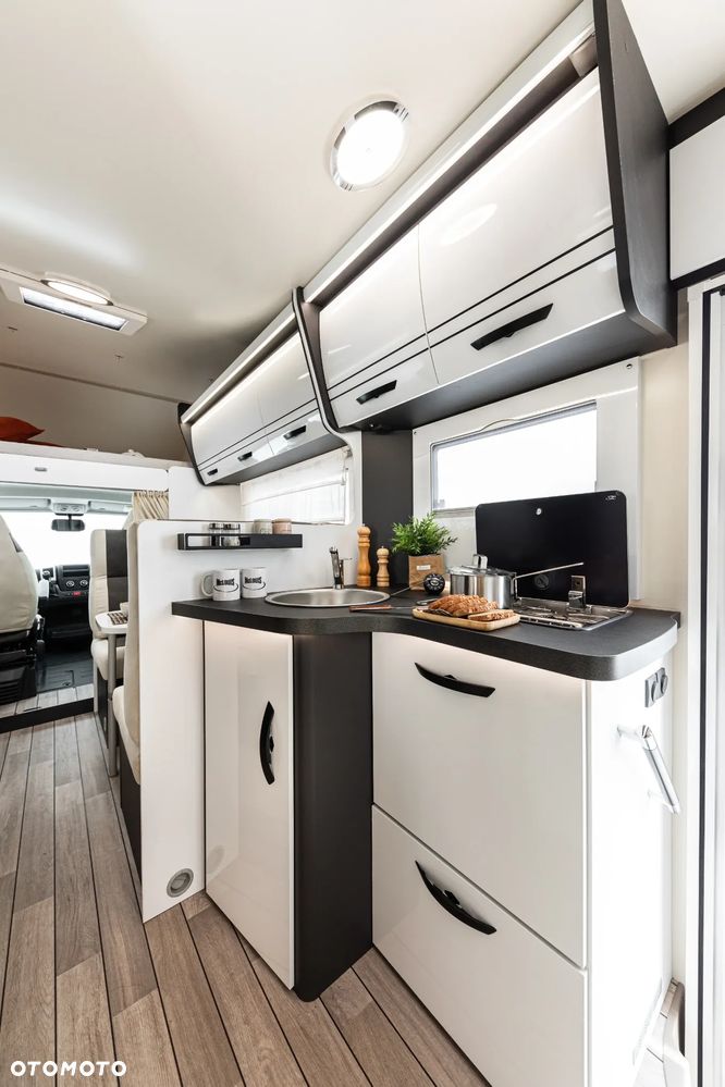 McLOUIS Glamys 322 - 7-osobowy - 10