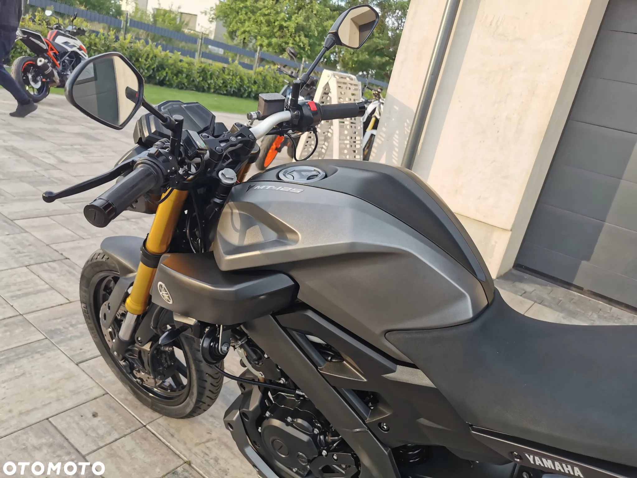 Yamaha MT - 10