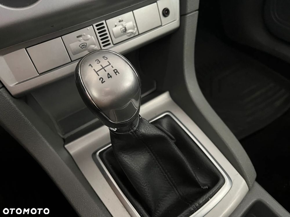 Ford Focus 1.6 Ambiente - 11