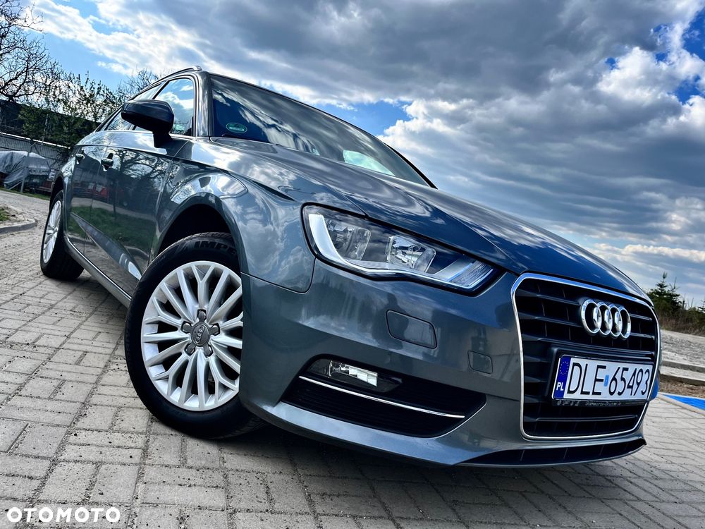 Audi A3 Sportback 1.6 TDI S tronic Attraction - 1