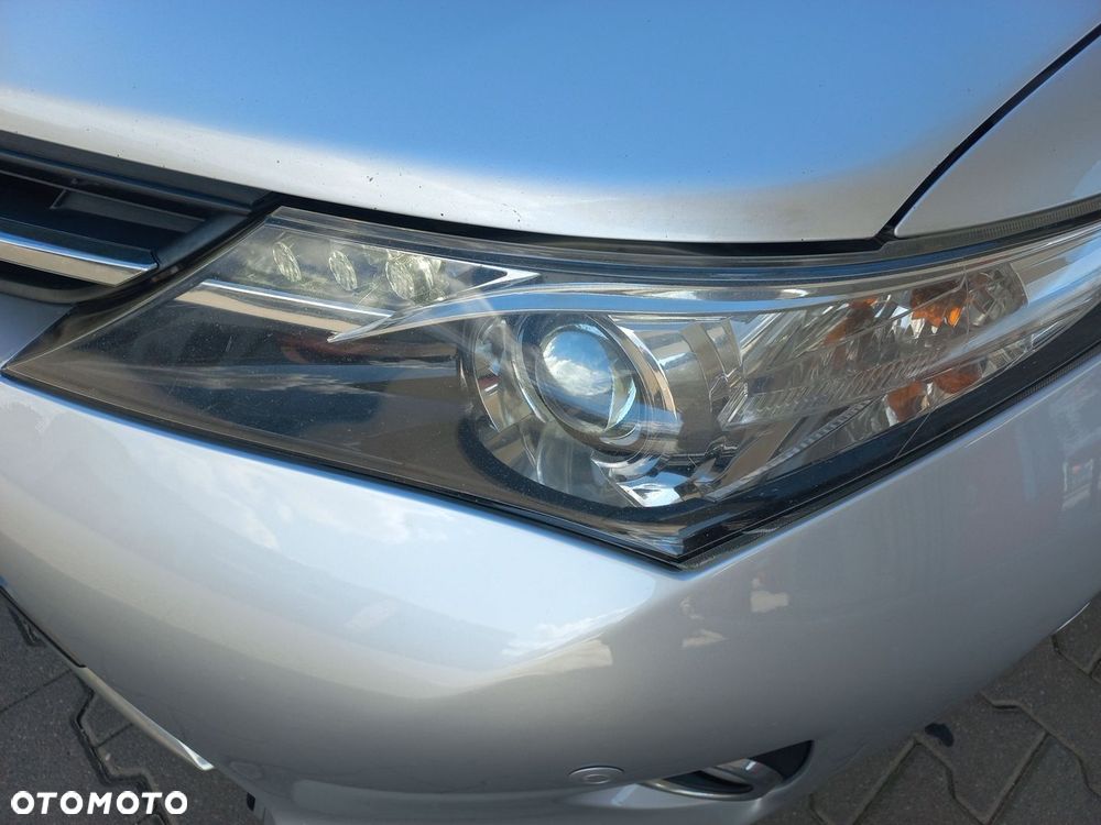 Toyota Auris 2.0 D-4D Premium - 25