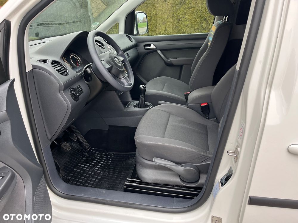 Volkswagen Caddy - 10