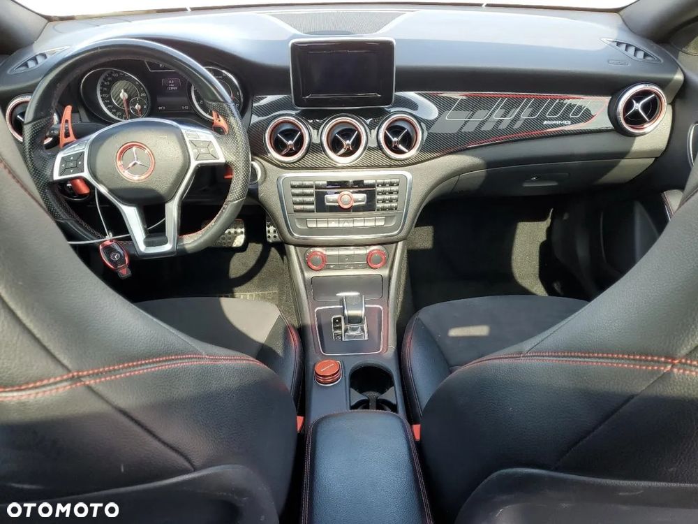 Mercedes-Benz CLA - 8
