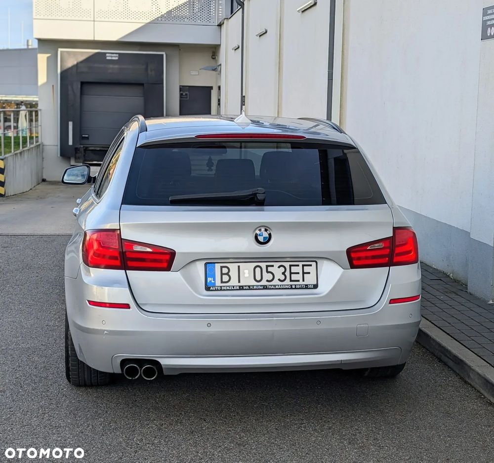 BMW Seria 5 520d Touring Modern Line - 9