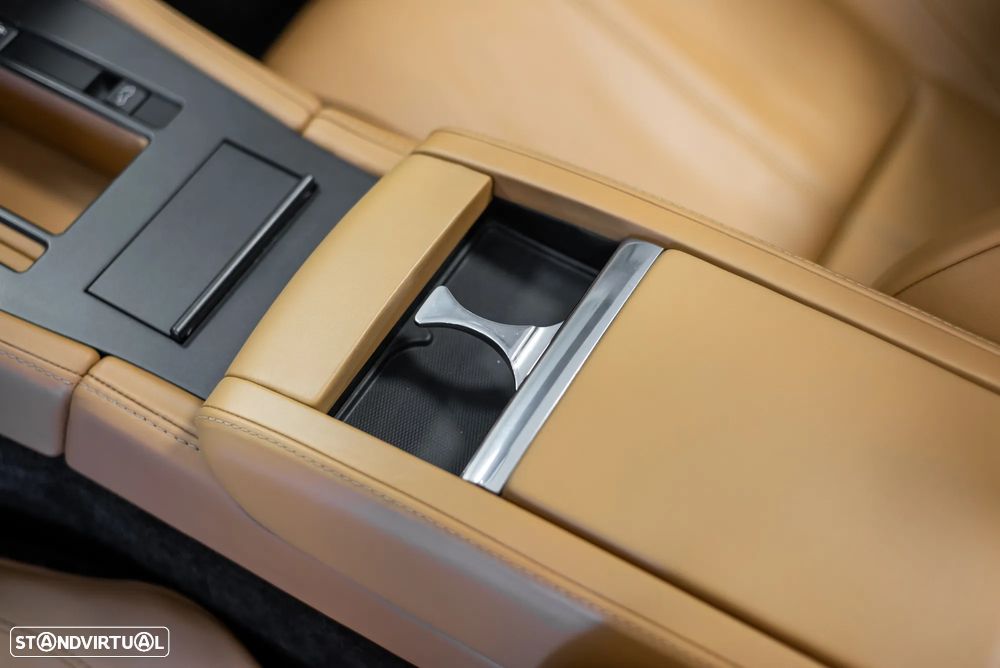 Aston Martin Vantage Roadster V8 Sportshift - 26