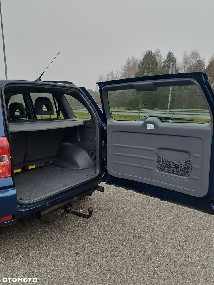 Toyota RAV4 2.0 VVT-i 4x4 - 23