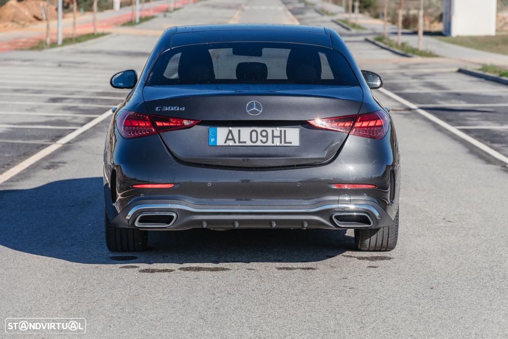 Mercedes-Benz C 300 d AMG Line - 14