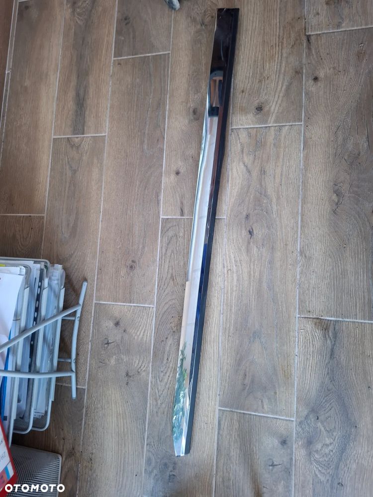 Mocowanie listwy drzwi lewy przód Renault CLIO V 808774699R - 1