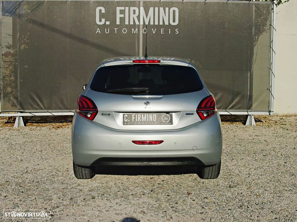 Peugeot 208 1.2 PureTech Style - 8