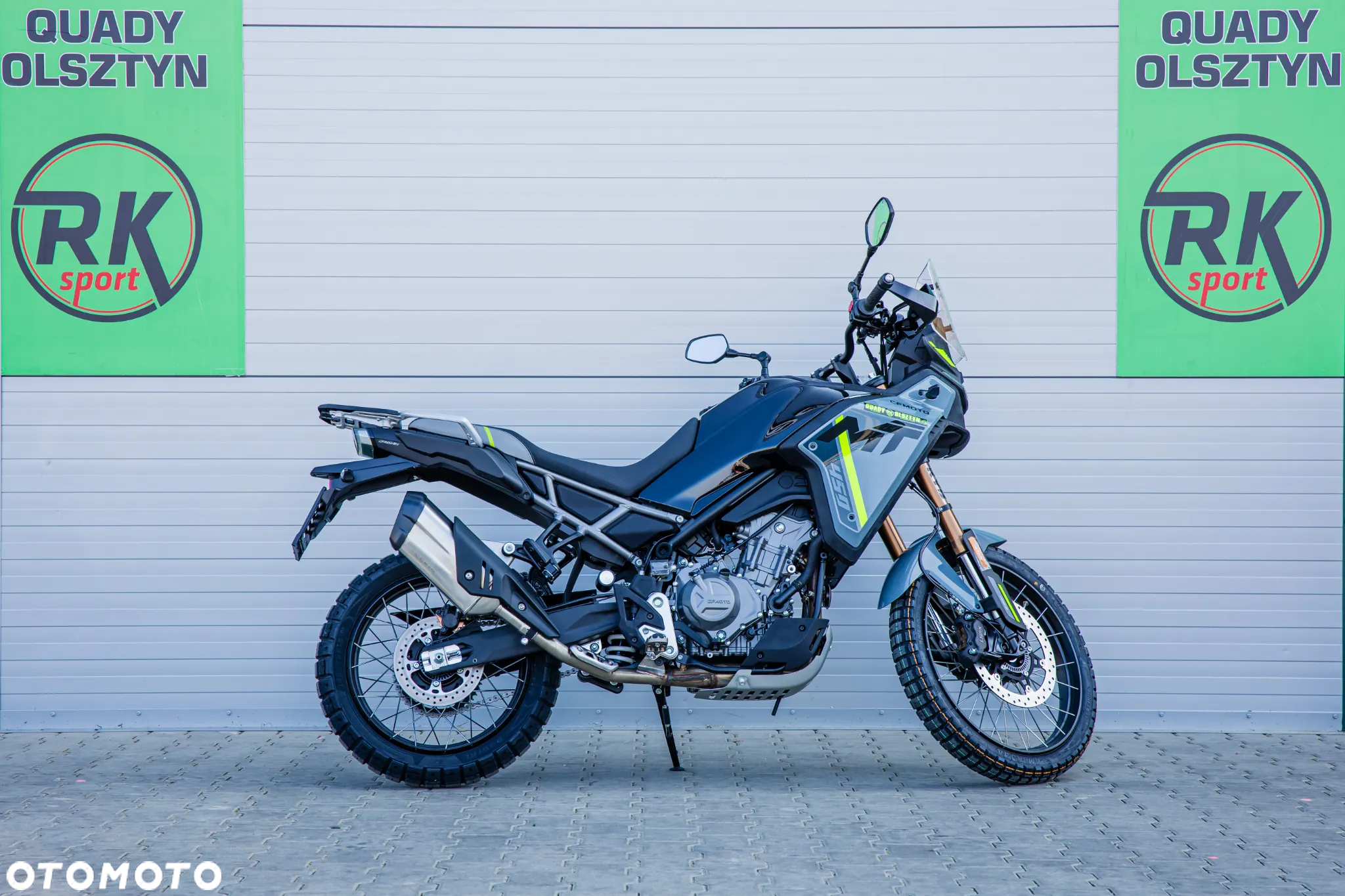 CFMoto MT - 9