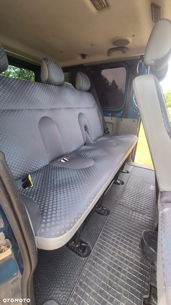 Opel Vivaro L2H1 2.9t - 19