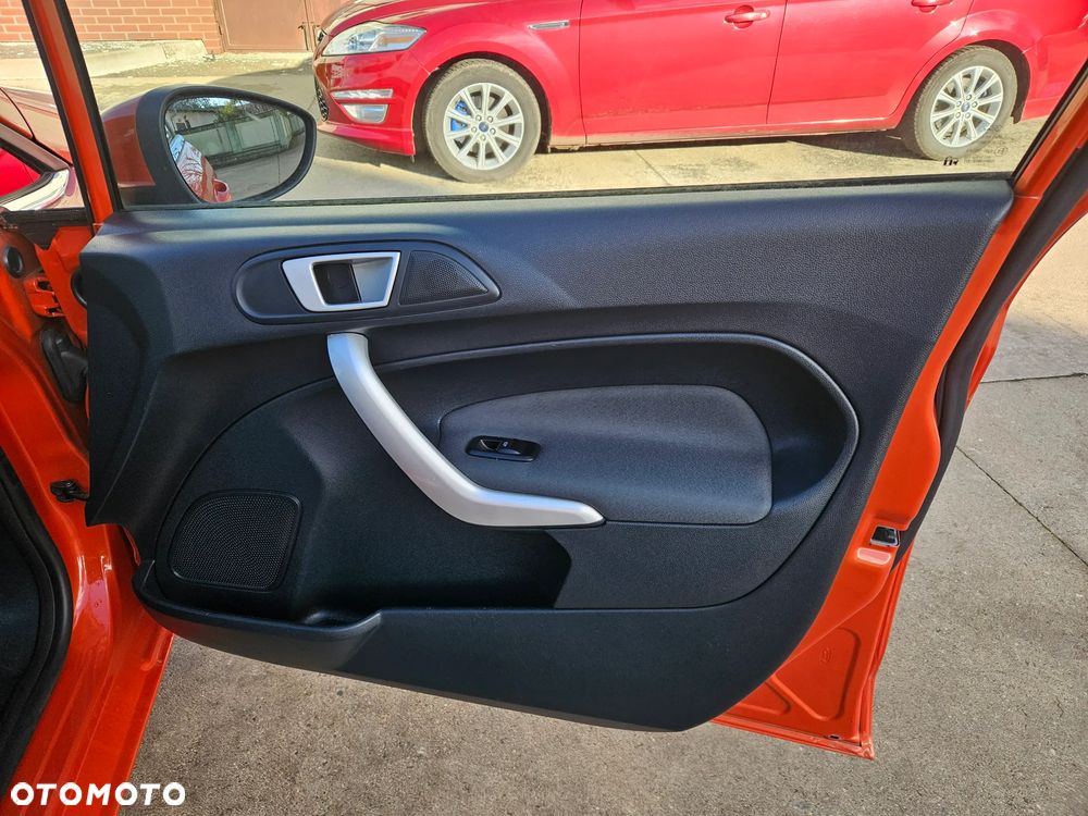 Ford Fiesta 1.25 Titanium EU5 - 15