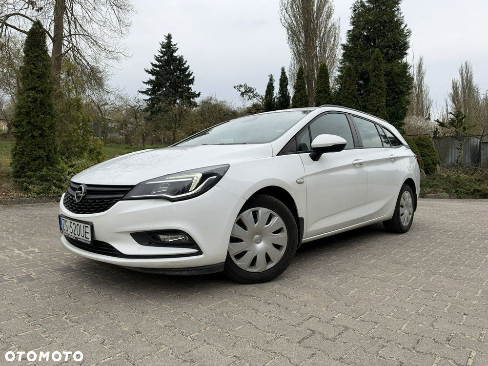 Opel Astra 1.6 CDTI Essentia - 3