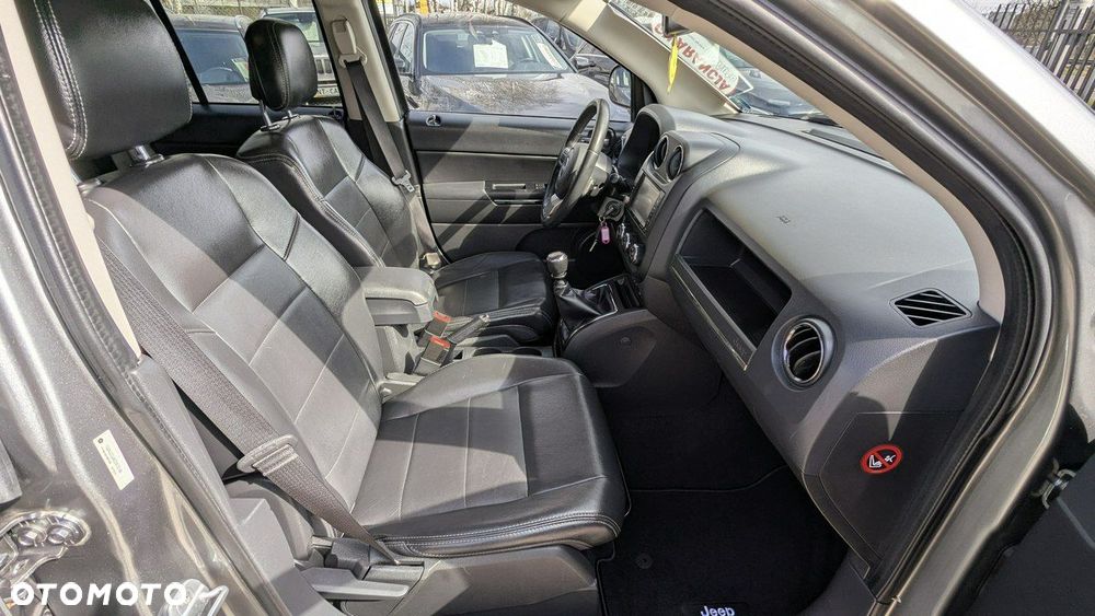 Jeep Compass - 19