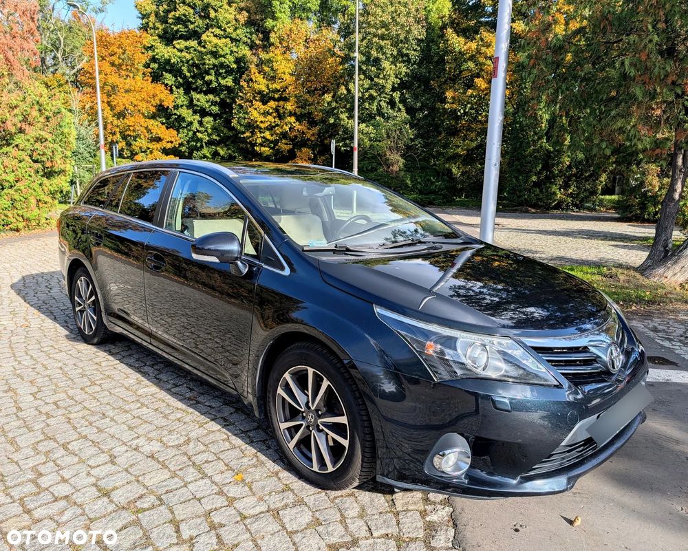 Toyota Avensis 2.0 D-4D PowerBoost Premium - 1