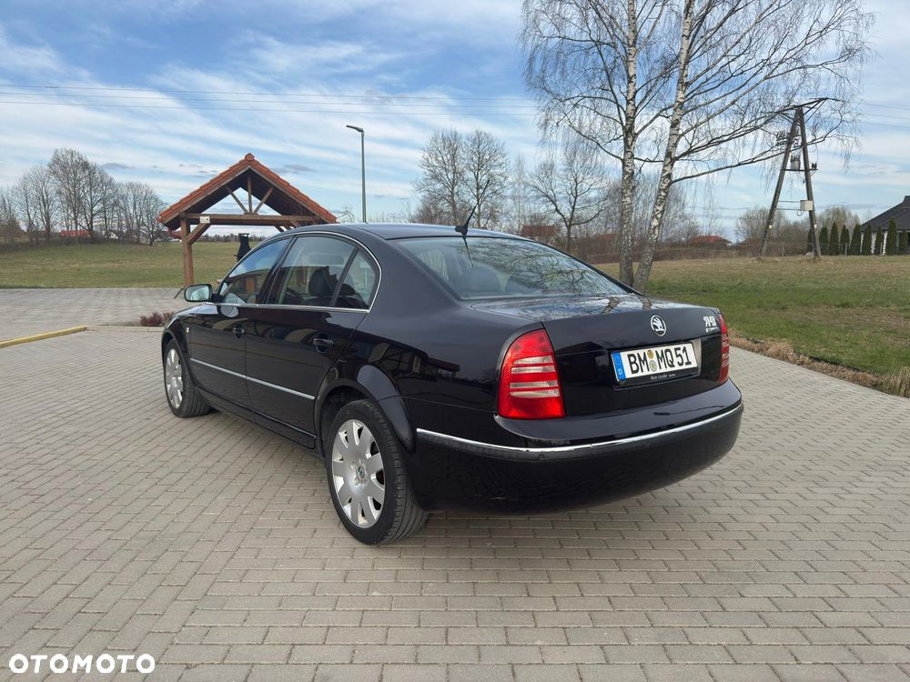 Skoda Superb - 4