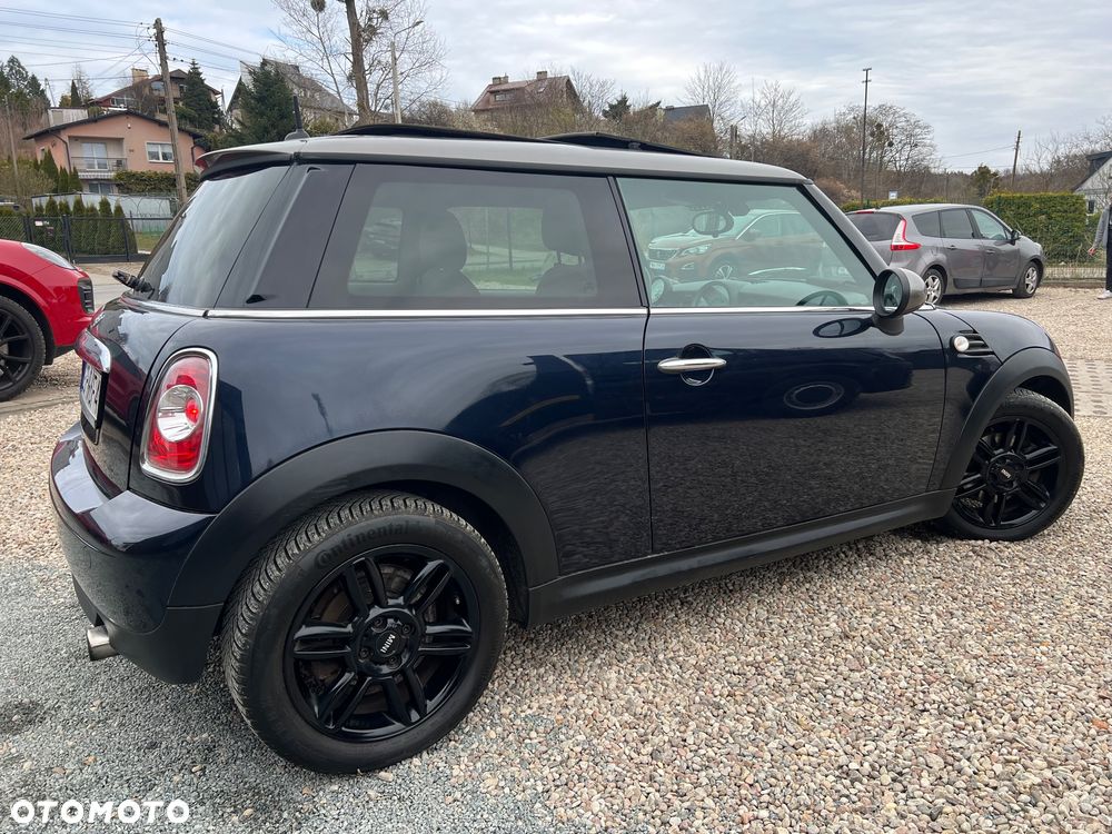 MINI Cooper 50 Mayfair - 11