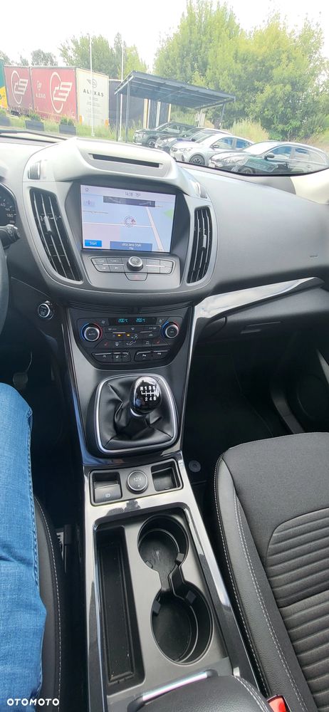 Ford Kuga - 11
