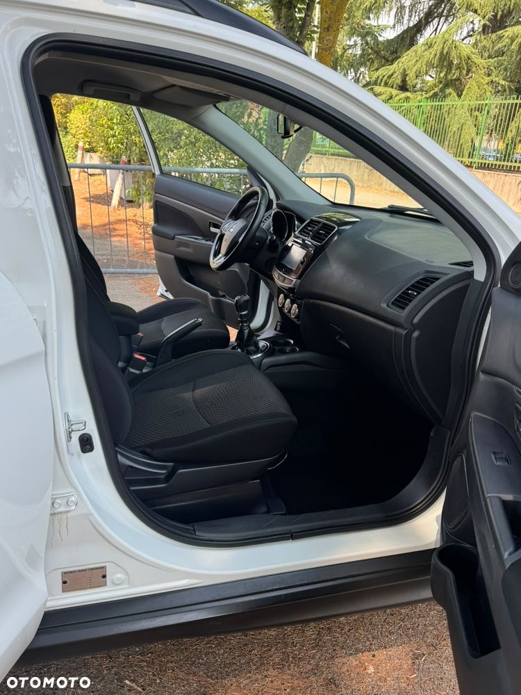 Mitsubishi ASX 1.6 DI-D 4WD Plus - 9