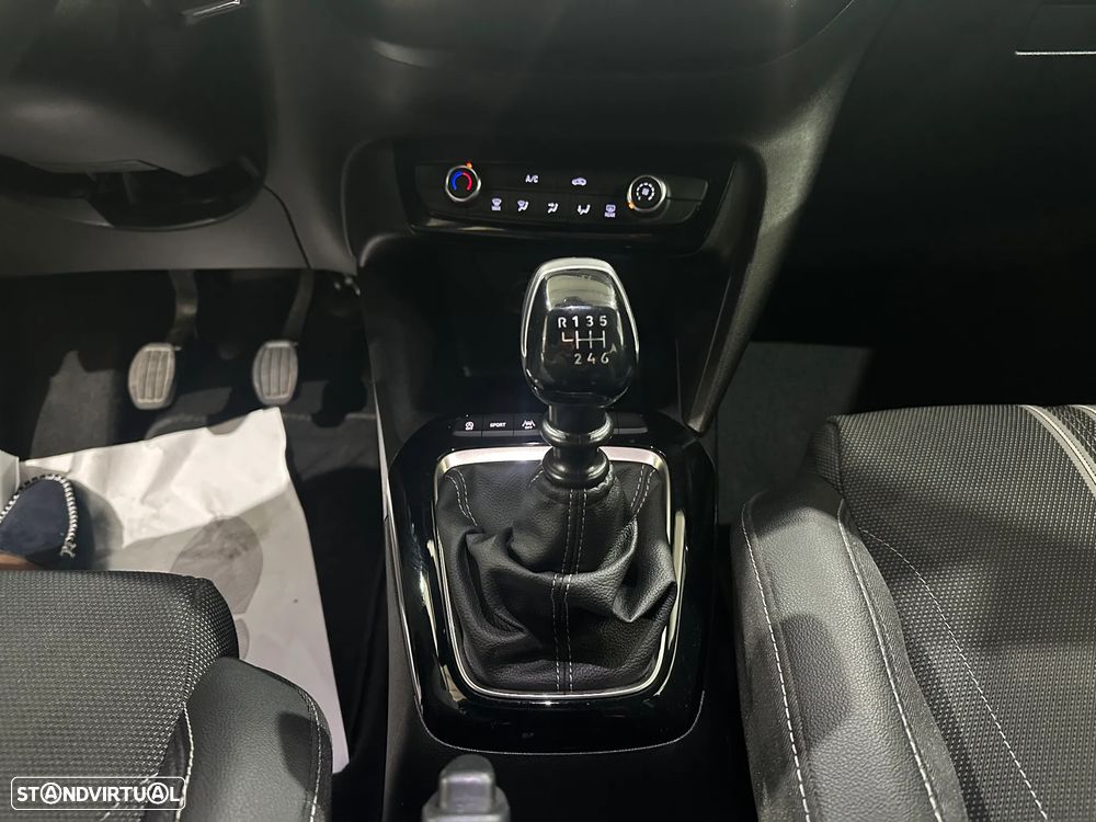 Opel Corsa 1.2 T - 10