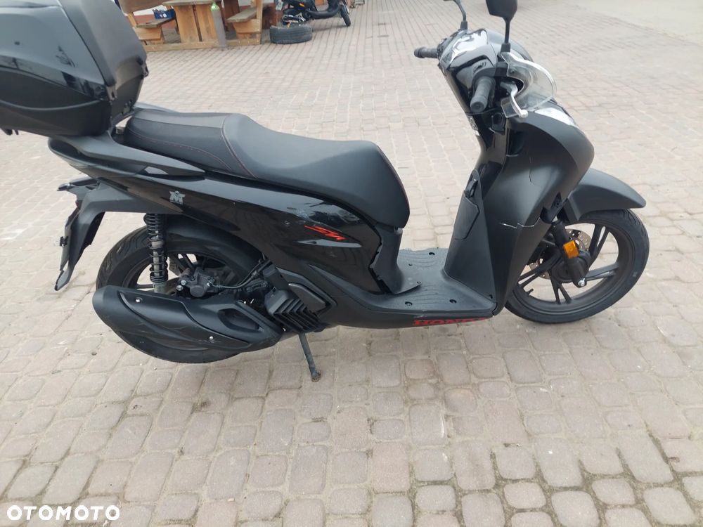Honda SH - 7