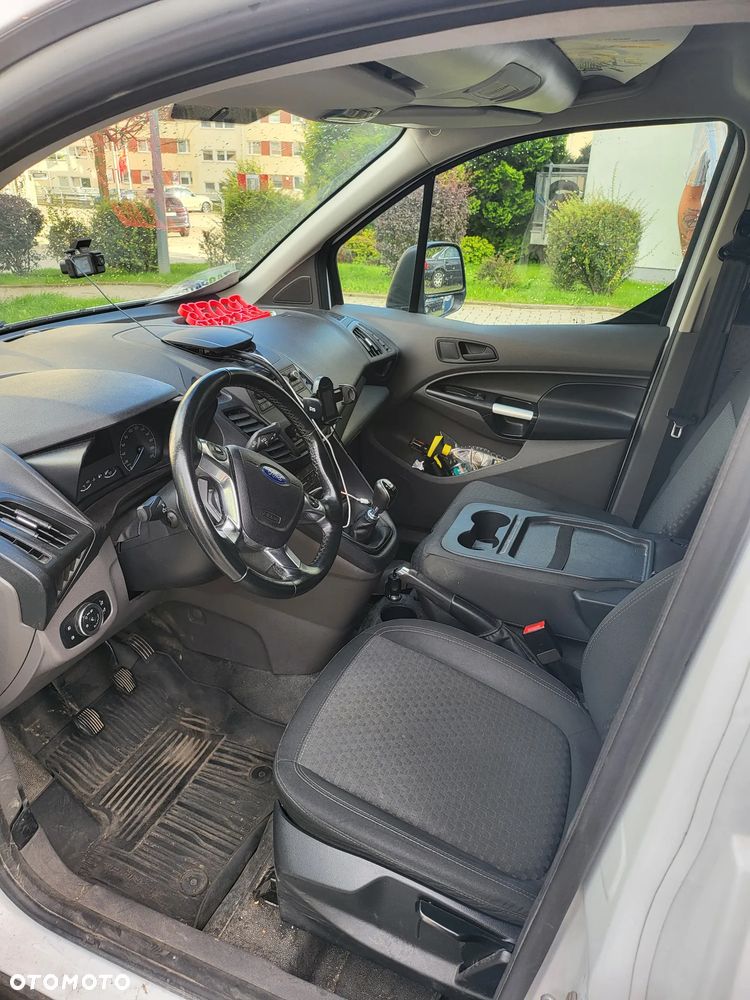 Ford Transit Connect - 9