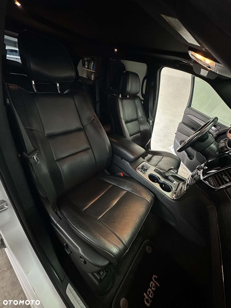 Jeep Grand Cherokee 5.7 V8 HEMI Overland Summit - 11